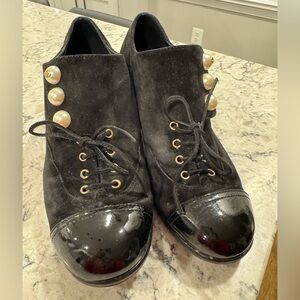 Authentic Chanel  CC Pearl Short Booties Suede and Patent Leather size 37.5